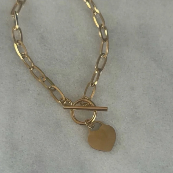 Gold Chain Link Heart Pendant Necklace Brand New - Picture 2 of 4
